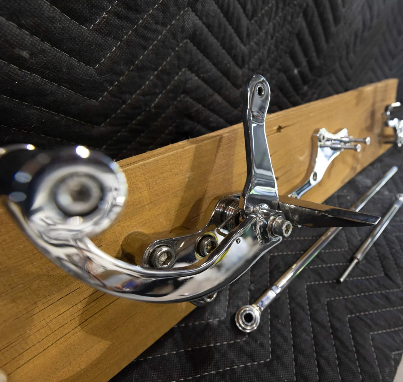 FURTHER FORWARD MID CONTROLS (SHOW POLISHED)